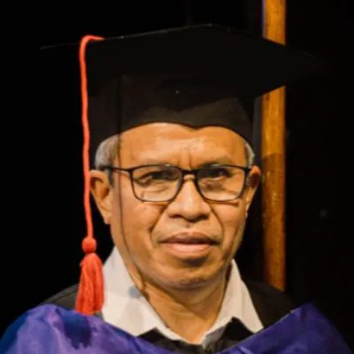 Sostenis Nggebu