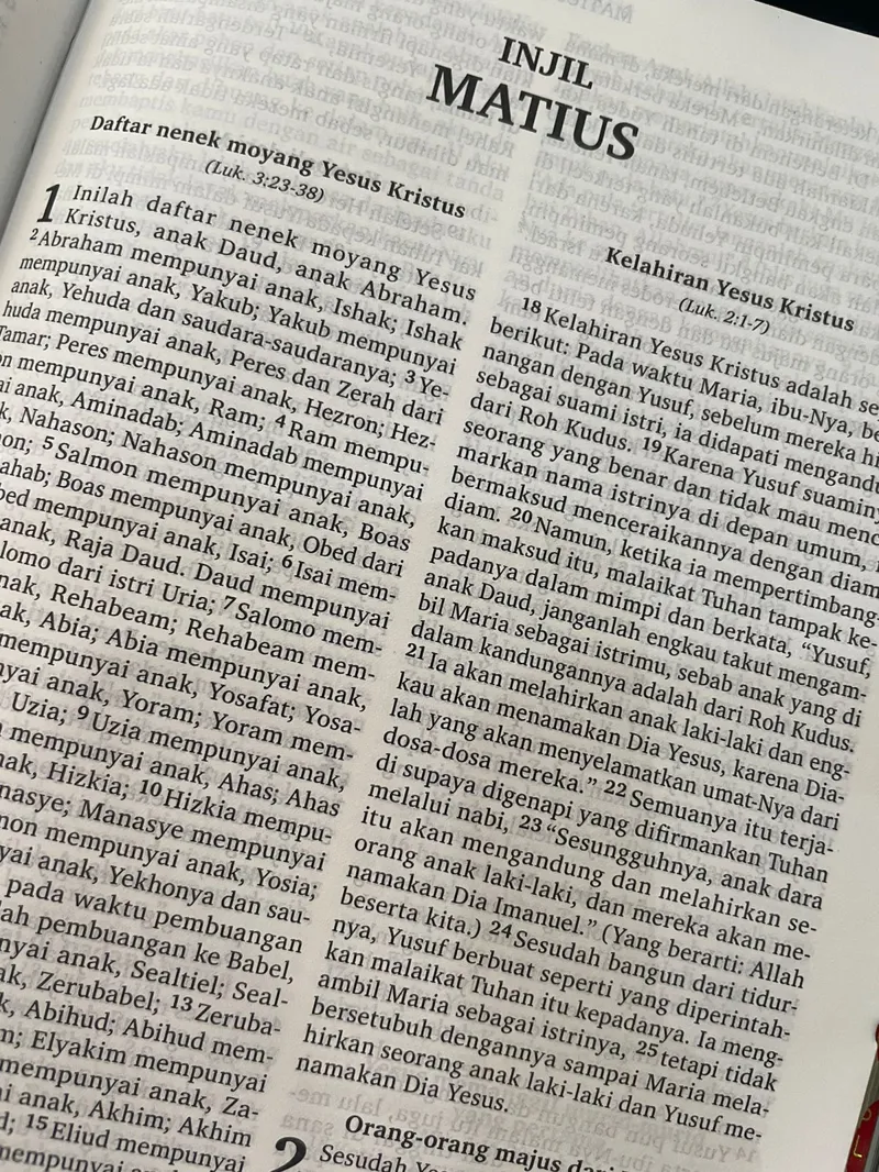 Buku Alkitab TB2 053 Classic oleh Lembaga Alkitab Indonesia