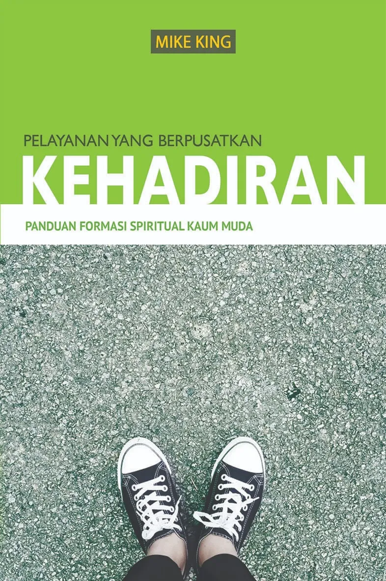Buku Pelayanan yang Berpusatkan Kehadiran oleh Mike King melayani sebagai presiden Youthfront